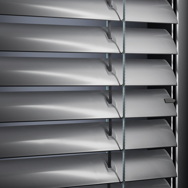 Konvex-Raffstoren KR 60 / KR 80 - Ausführung Profilführung