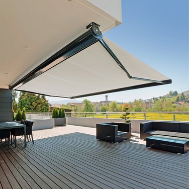 Soin et nettoyage des toiles de marquise