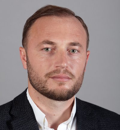 Shkembim Nuza,
Geschäftsführer